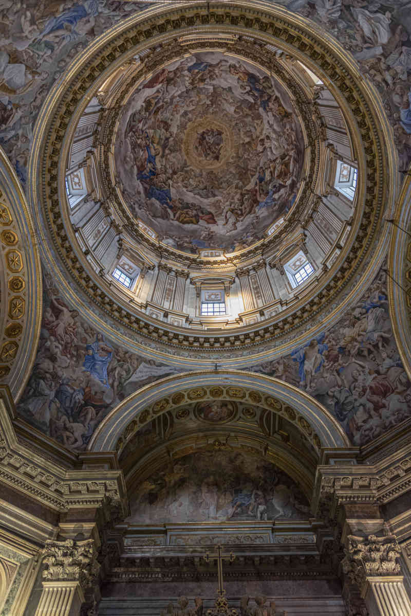 040 - Italia - Nápoles - catedral Metropolitana de Santa María de la Asunción - capilla del tesoro de San Genaro.jpg